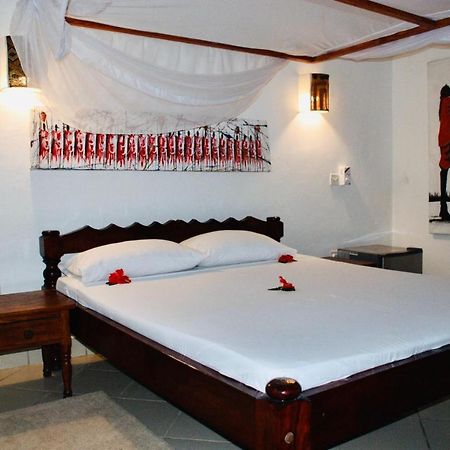 Pashmina House Bed and Breakfast Watamu Buitenkant foto