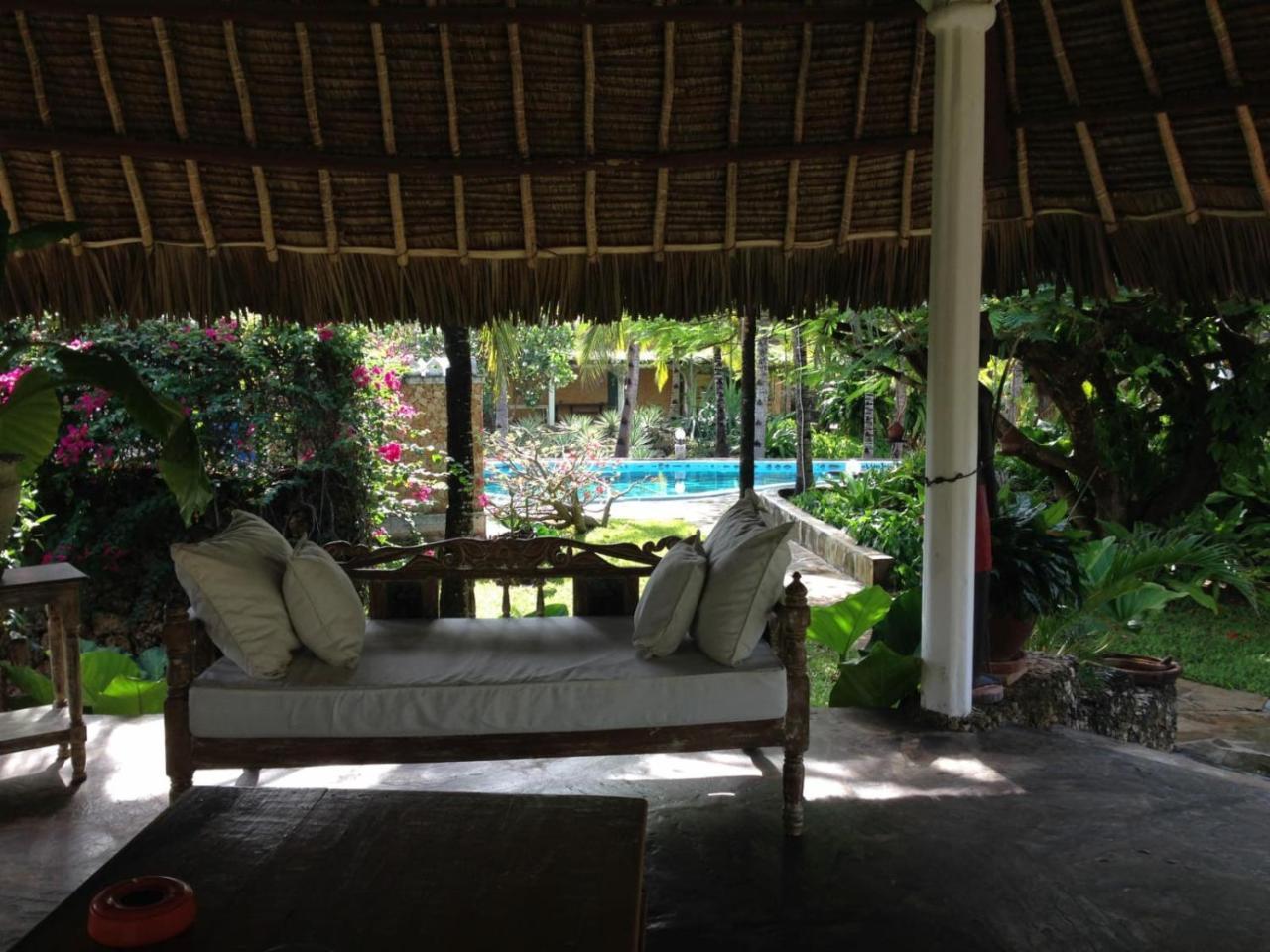 Pashmina House Bed and Breakfast Watamu Buitenkant foto