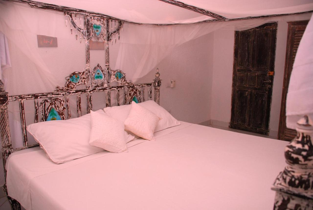 Pashmina House Bed and Breakfast Watamu Buitenkant foto