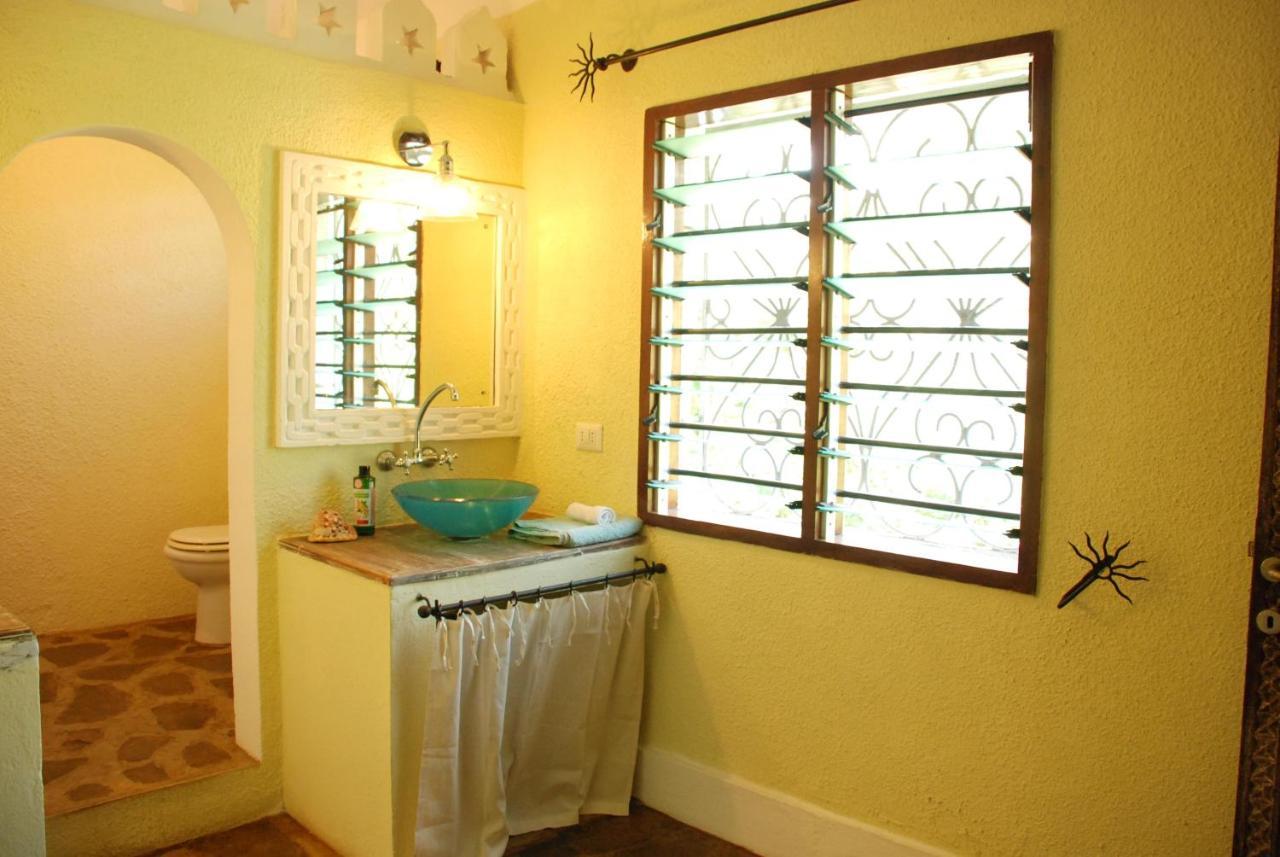 Pashmina House Bed and Breakfast Watamu Buitenkant foto
