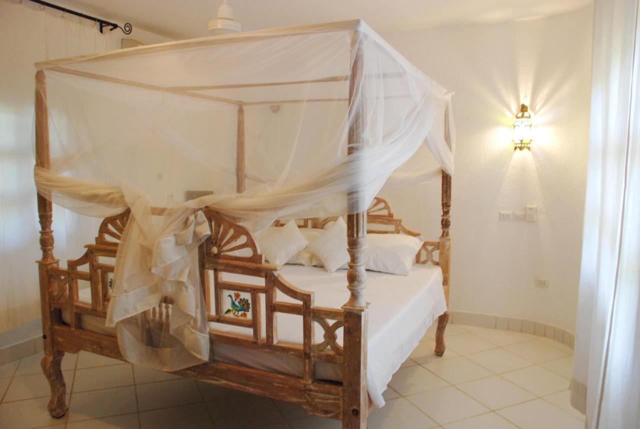 Pashmina House Bed and Breakfast Watamu Buitenkant foto