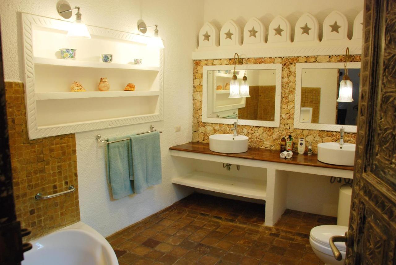 Pashmina House Bed and Breakfast Watamu Buitenkant foto