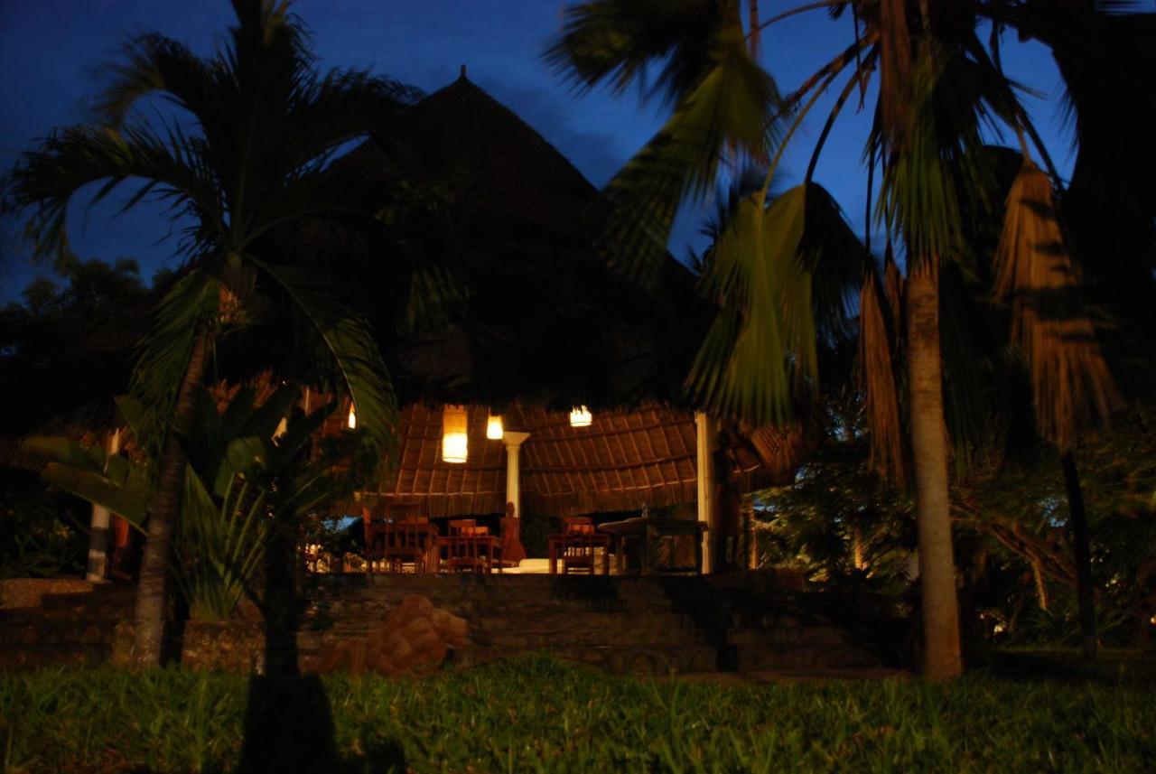 Pashmina House Bed and Breakfast Watamu Buitenkant foto